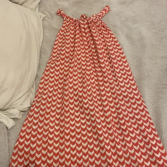 Pim + Larkin dress - Picture 2 of 4